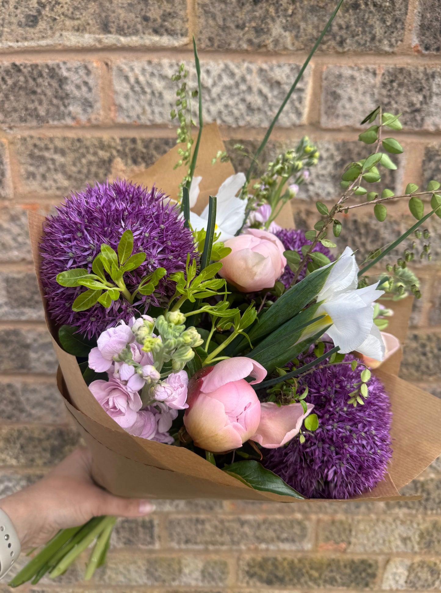 Monthly flower subscription (hand tied bouquet)